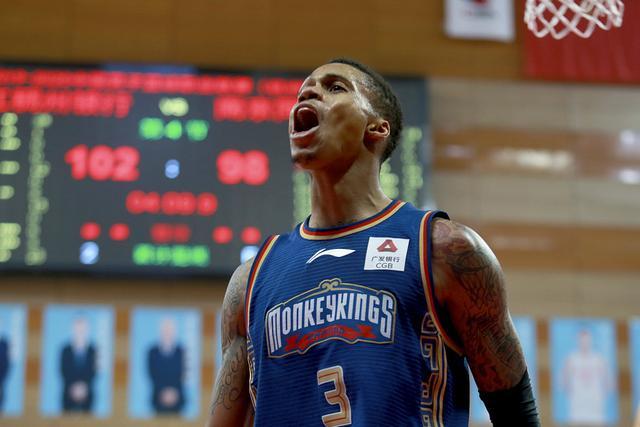 24岁哈兰德欧冠打进51球 只比26岁梅西少1球